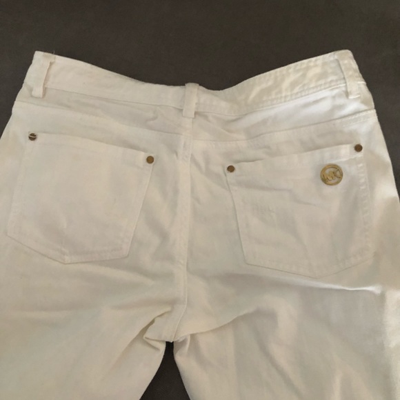 Michael Kors white skinny jeans. - Picture 4 of 12